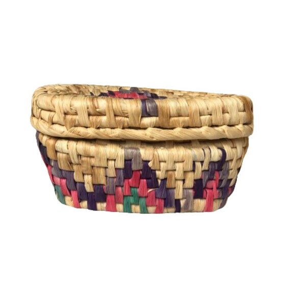 Two piece colorful raffia woven nesting basket container set with lids - Picture 11 of 16